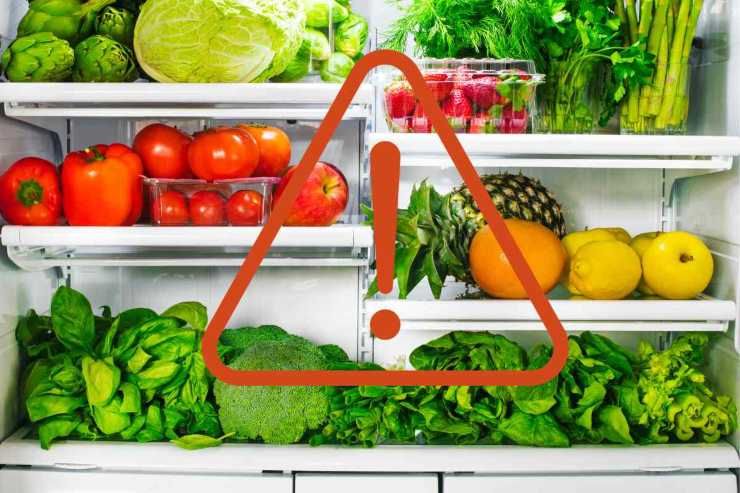 Frutta e verdura nel frigo