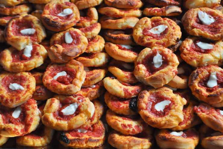 pizzette rosse tonde