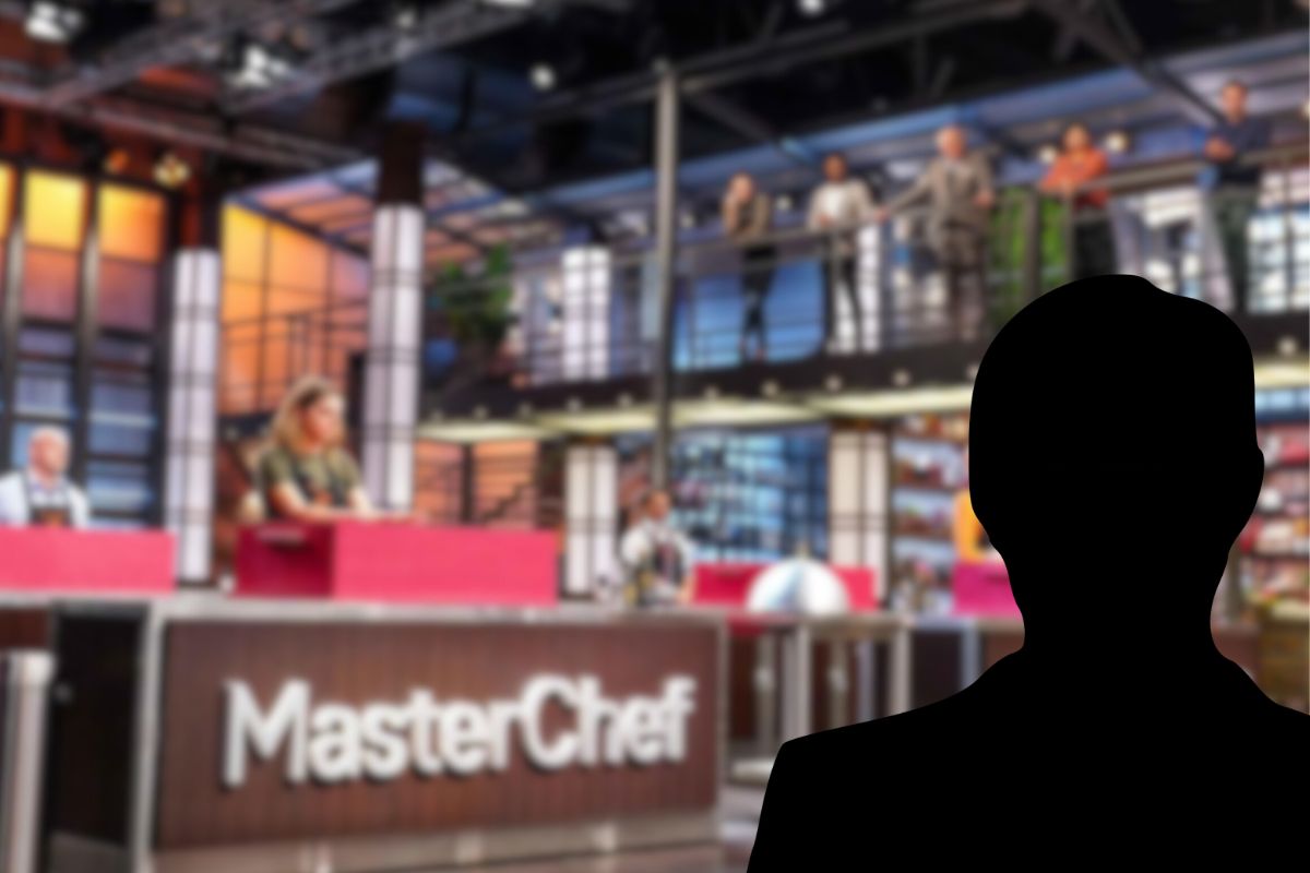 Studio di Masterchef e sagoma nera
