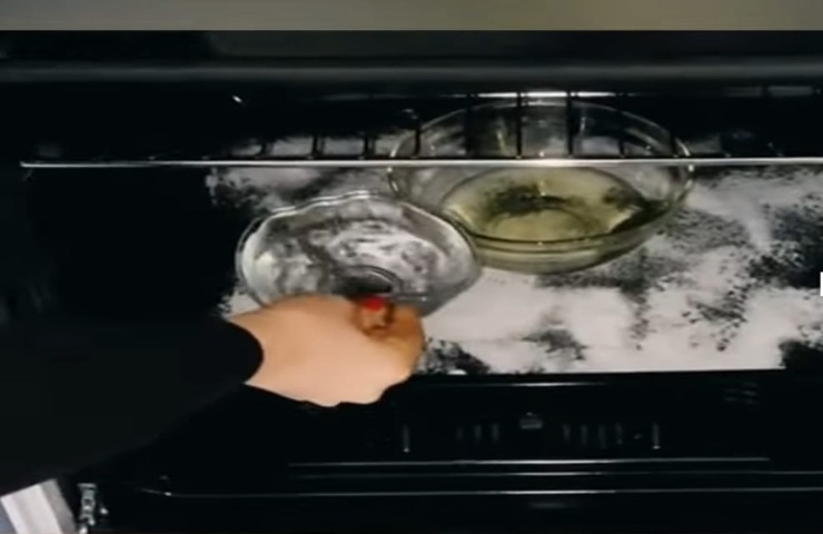 pulizia forno