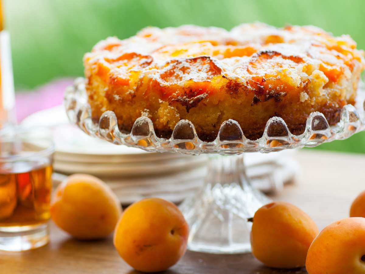 torta su alzatina