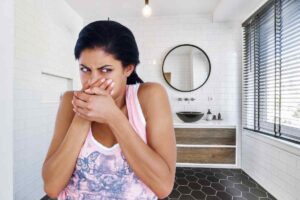 Tapparsi il naso in bagno