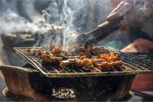 carne sulla griglia