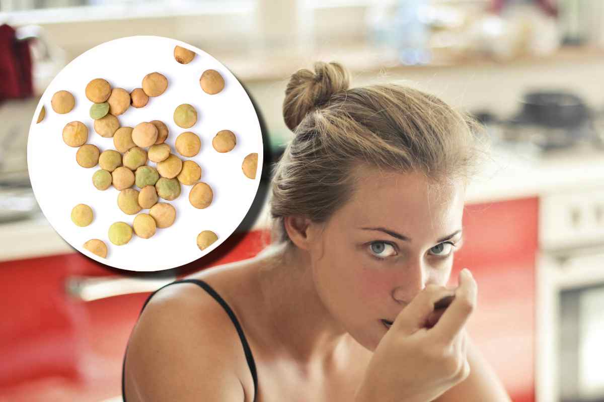 Ragazza che mangia e, in evidenza, delle lenticchie
