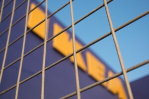 insegna ikea