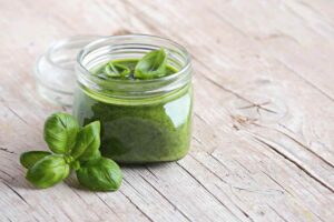 vasetto pesto e basilico