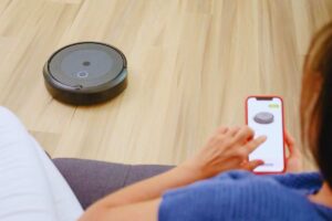 pulisce casa con il robot