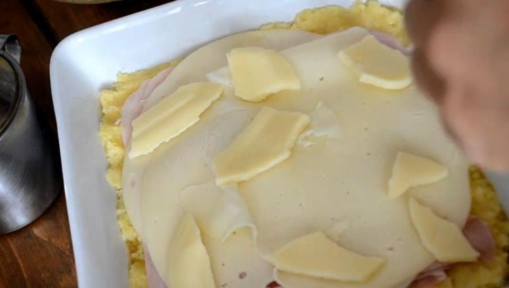 Ripieno di salumi e formaggi
