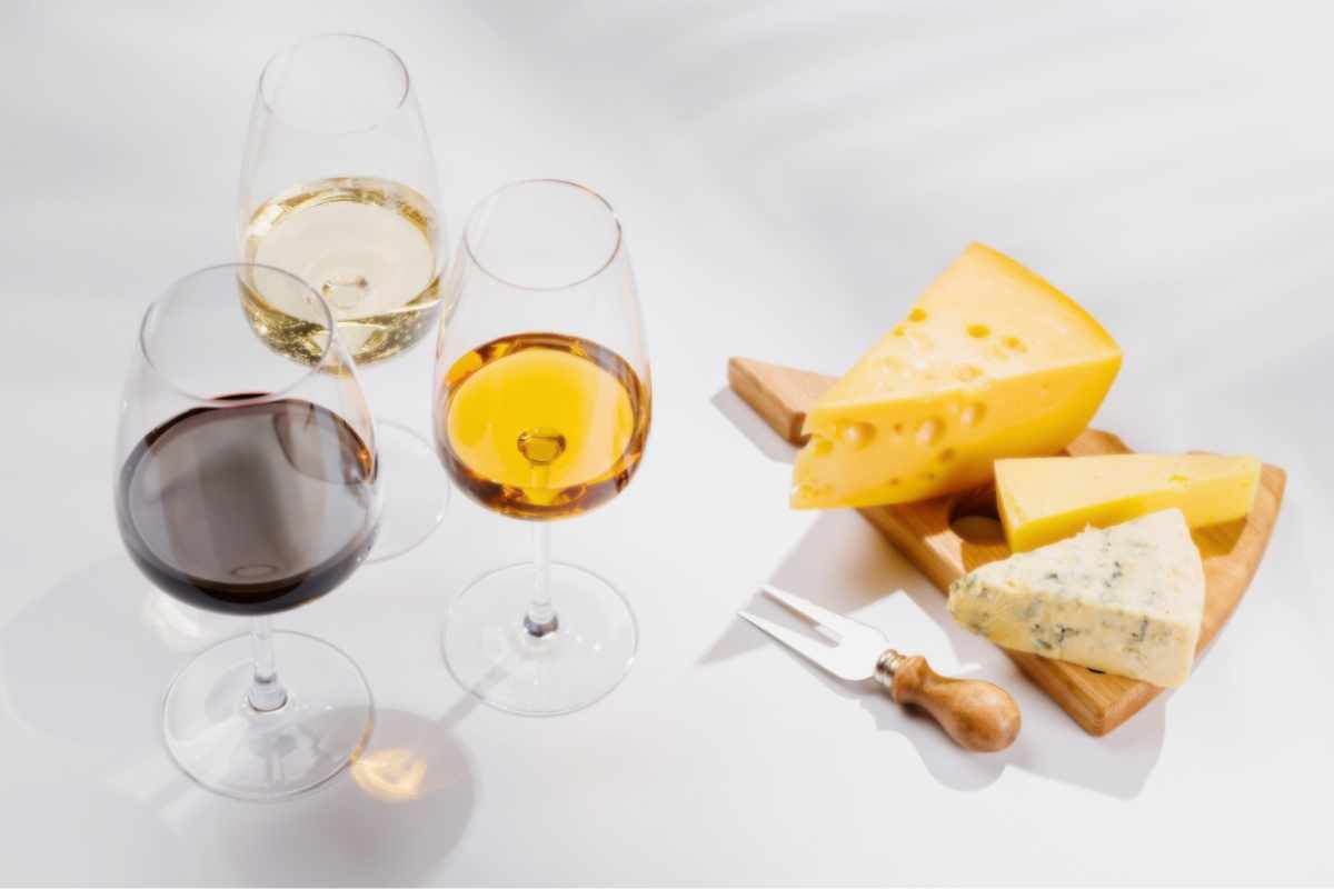 Questo abbinamento vino-formaggio sembra strano ma è perfetto