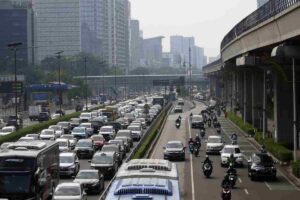 Il traffico scalda le città più di quanto pensiamo: la scoperta che cambia tutto