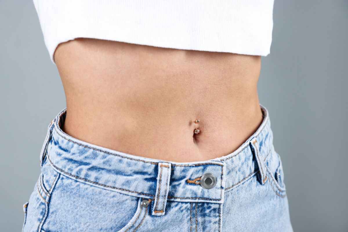 Hai anche tu la “lanugine” nell’ombelico? La risposta della scienza ti sorprenderà